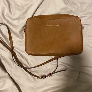 Michael Kors cross body